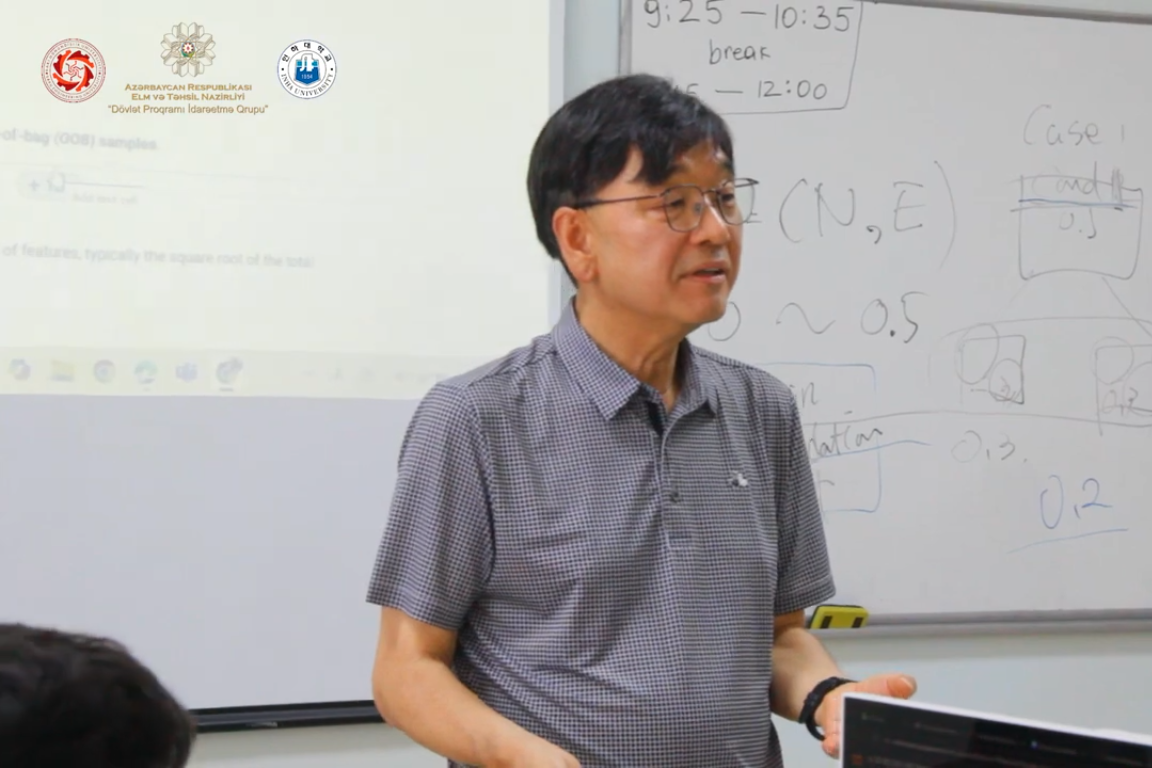 The Korean teacher highly praised the knowledge of BEU students