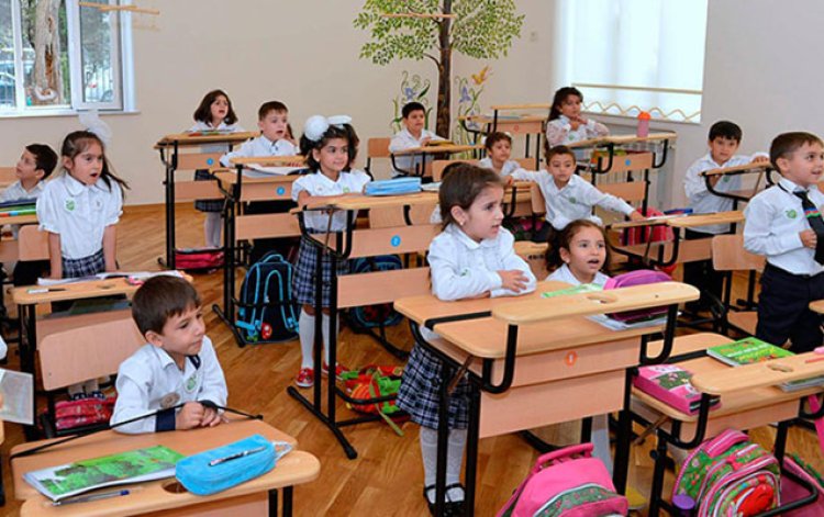 Şagirdin uğuru valideynlə ünsiyyətdən asılıdır