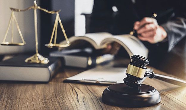 Hüquq ixtisası ilə xaricdə təhsil: yerli və beynəlxalq hüquq fərqləri