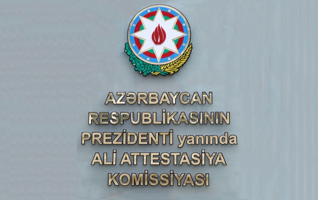 İlin altı ayında 28 nəfər professor elmi adı verilib
