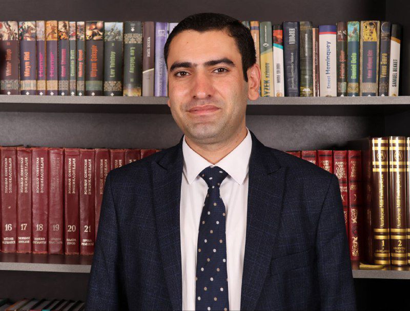 Təhsil eksperti: "Xarici dil dərsləri qrammatika üzərində qurulduğu üçün danışıq bacarıqları zəifdir"