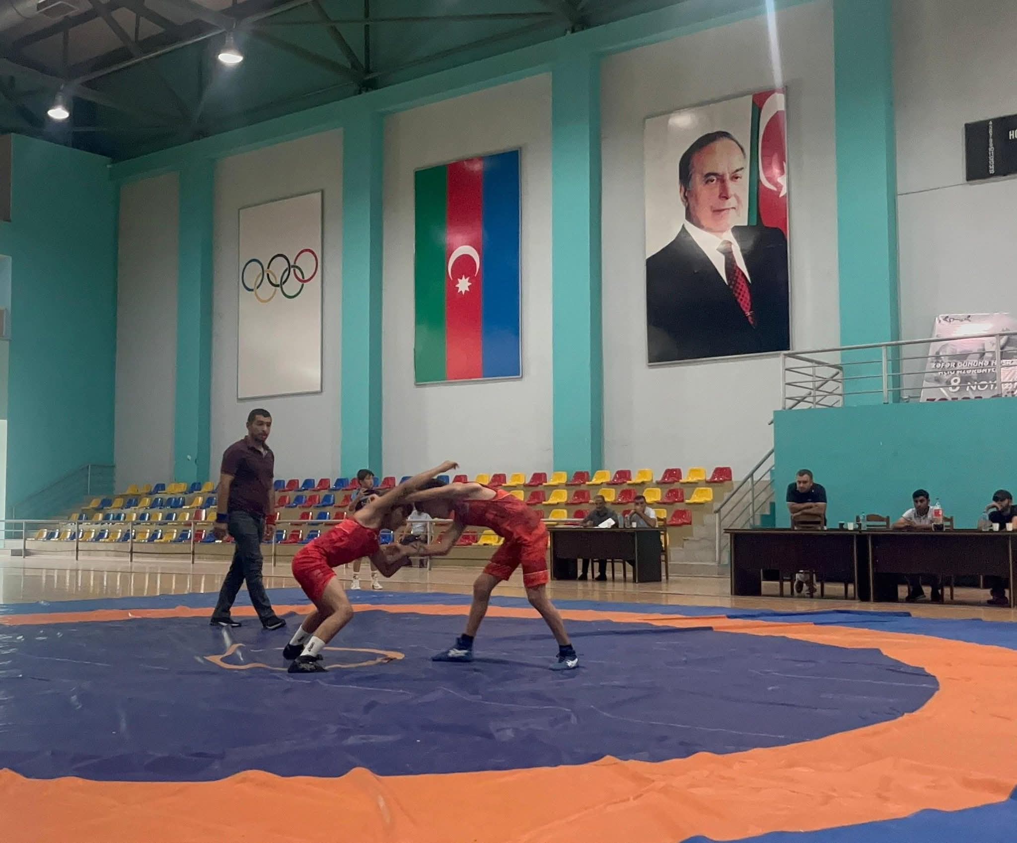 Qazaxda sərbəst güləş üzrə birincilik keçirilib