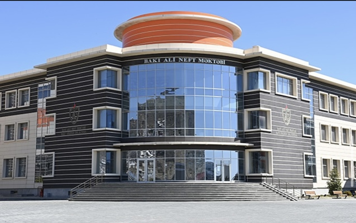 Bakı Ali Neft Məktəbinin bütün dövlət sifarişli ixtisaslarına qəbul 600-dən yüksək balla olub