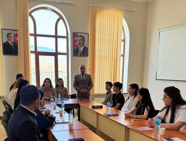 Siyəzəndə “ailə dəyərləri: cəmiyyətin təməli və gələcəyin təminatı” mövzusu müzakirə olunub