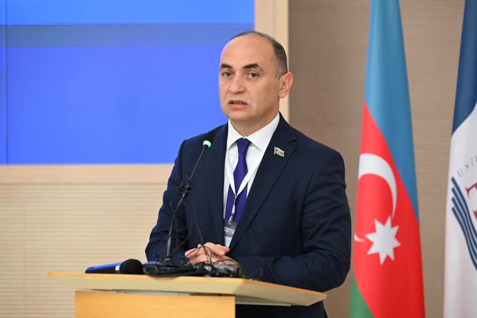 Deputat: “Süni intellektdən düzgün istifadə yolları gənclərə öyrədilməlidir”
