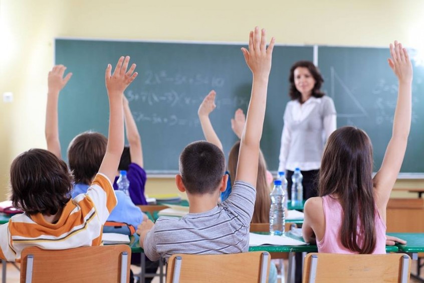 Müəllimlərin dərs motivasiyasında sosial stimulların təsiri