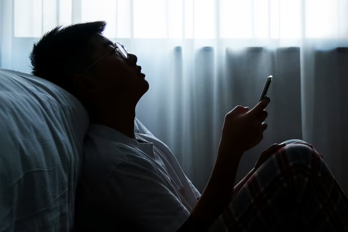 Söhbətlərdə narahatedici məzmundan uzaq durmağın yolları