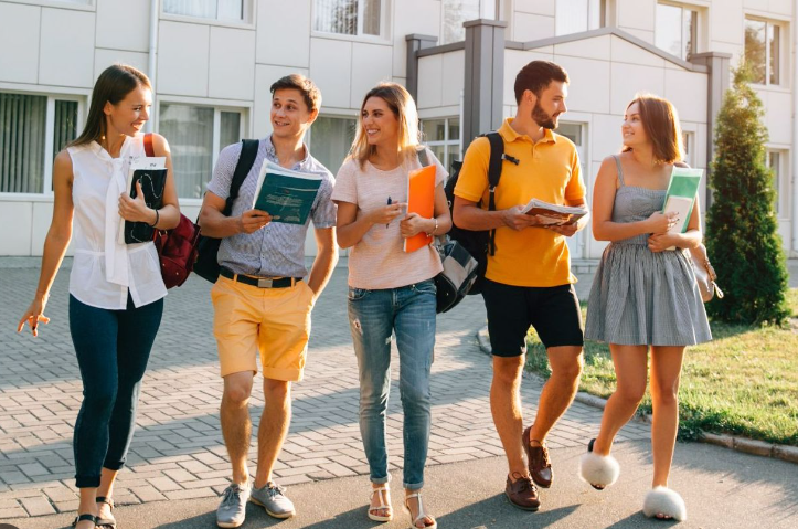 Xarici universitetlərdə təhsil üçün tələb olunan yeni şərtlər və yeniliklər
