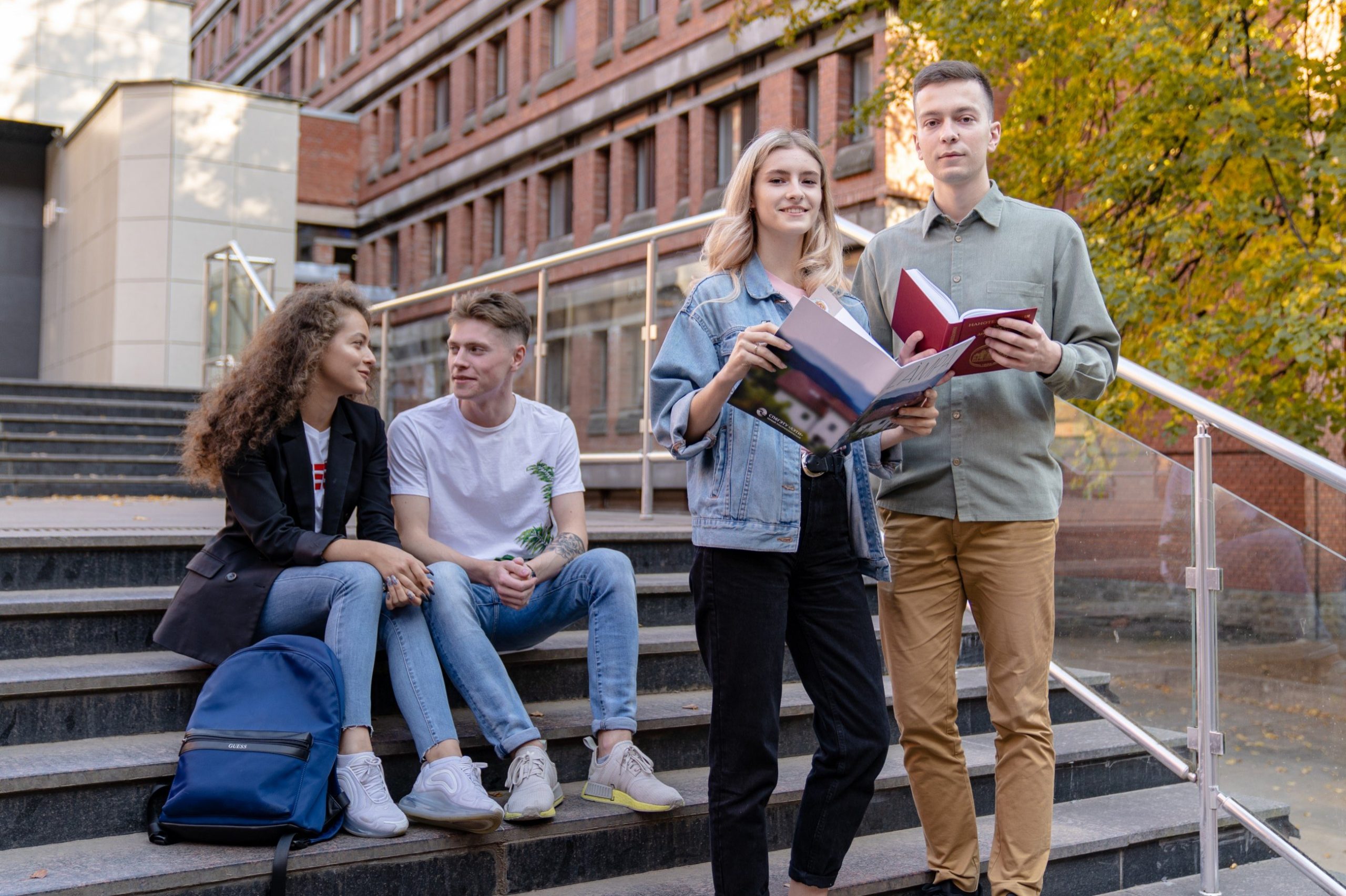 Universitet məzunlarının iş tapma göstəricilərinə dair statistik araşdırma