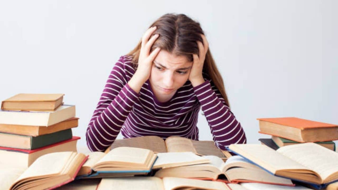 Tələbələr üçün dərs stressini azaltmağın yeni üsulları