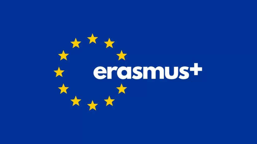 Erasmus proqramı tələbələrə hansı imkanları açır?