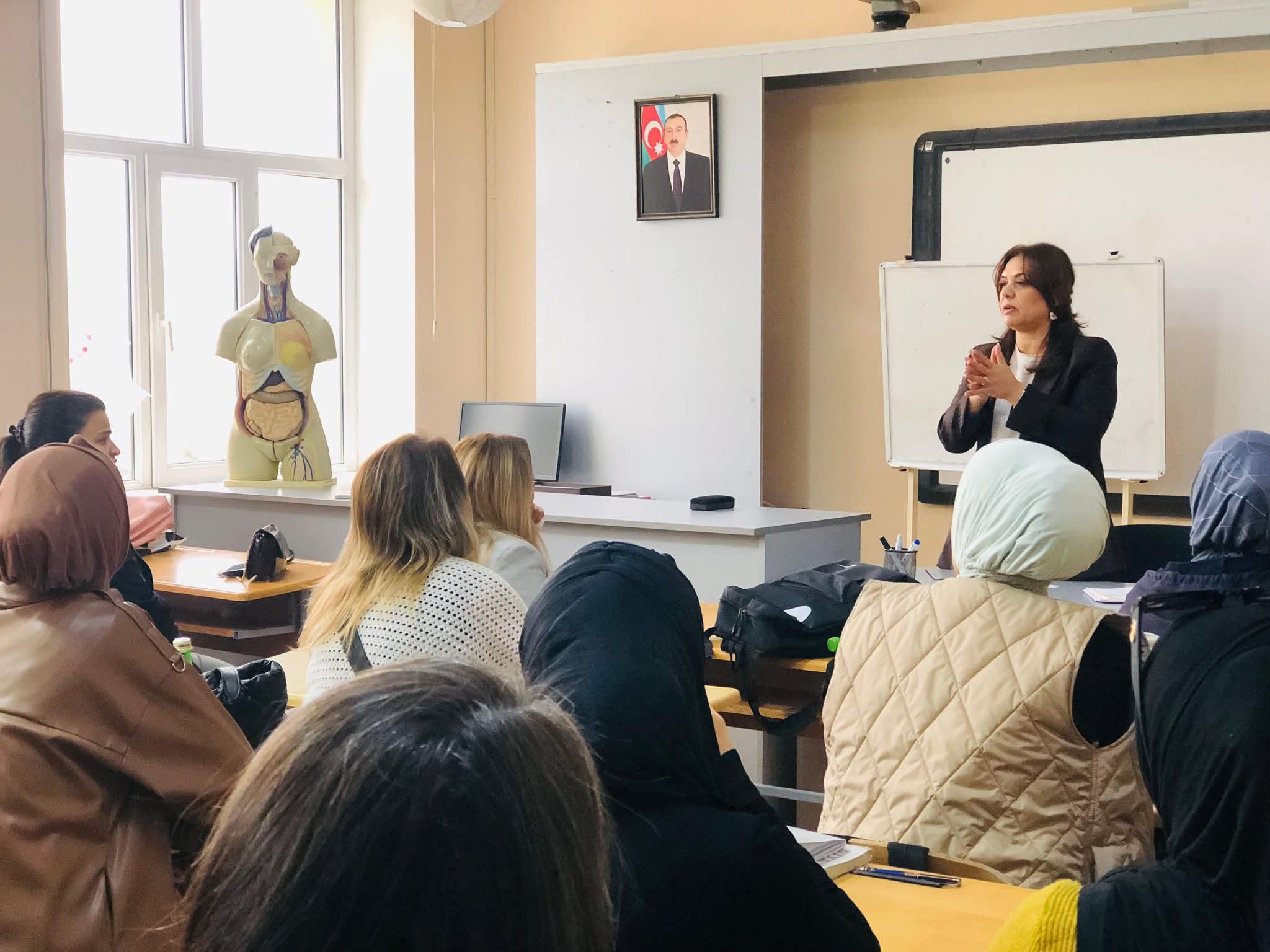 147 nömrəli Texniki-humanitar liseydə valideynlərlə maarifləndirici görüş keçirilib