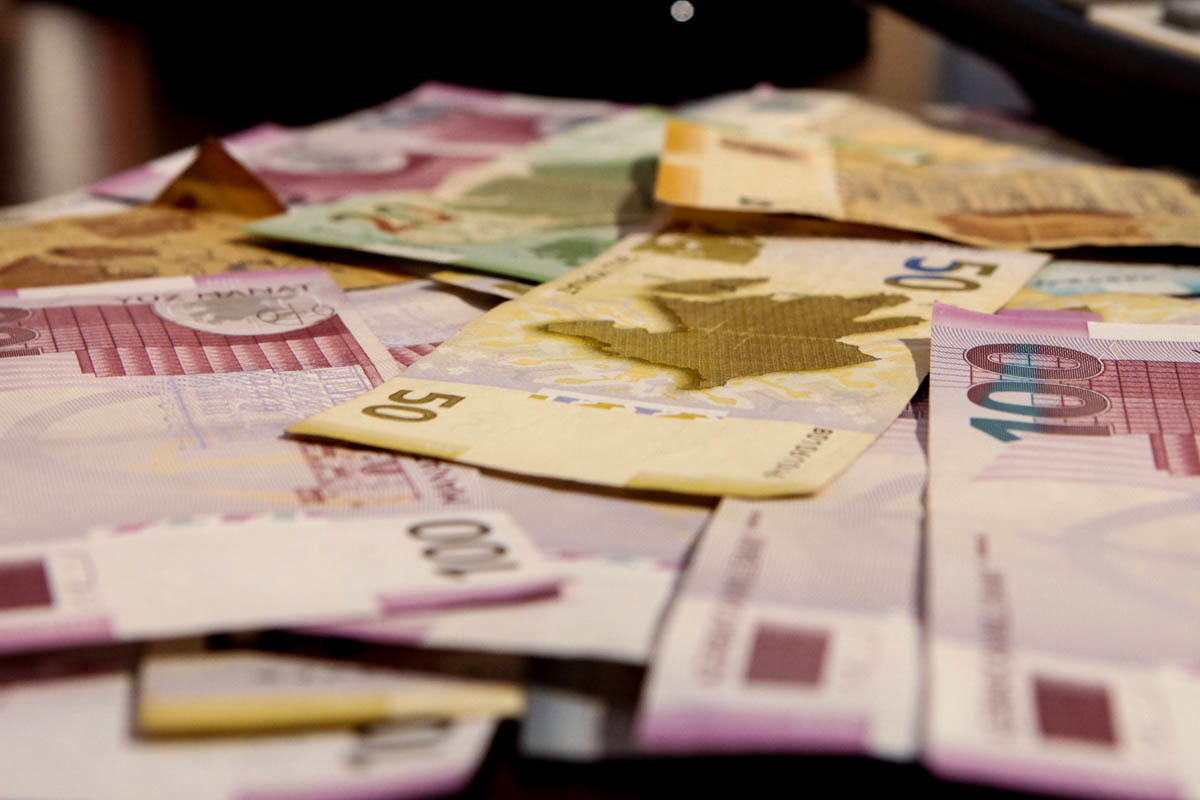 Son 1 ildə Azərbaycanda pul bazası 3% artıb