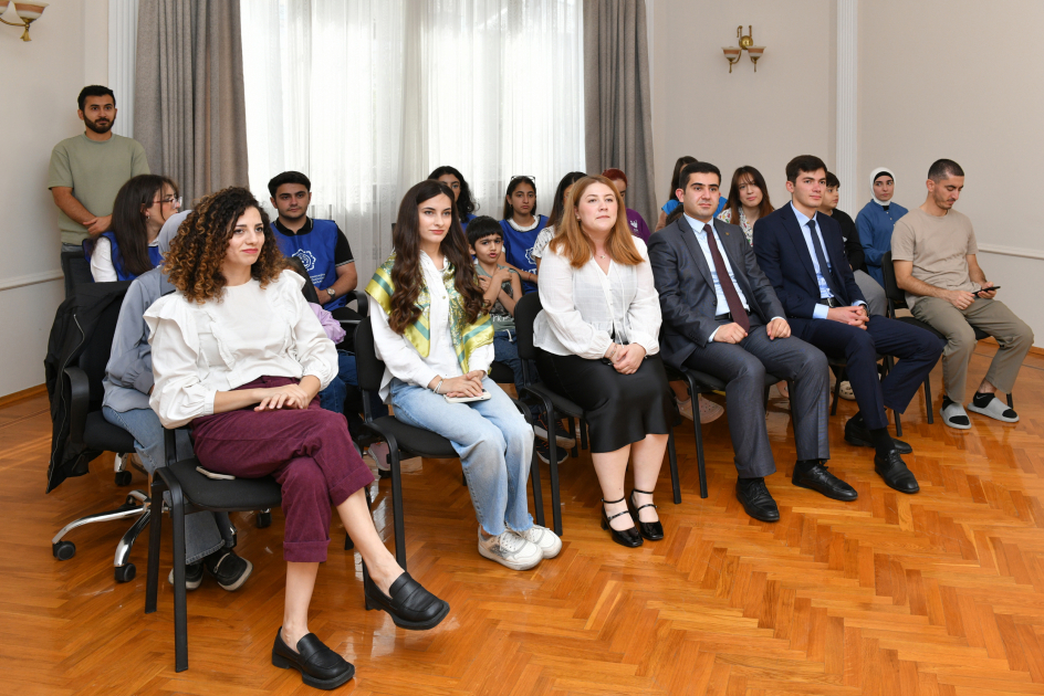 “İnklüzivlik ayı”na həsr olunan maarifləndirici tədbir keçirilib