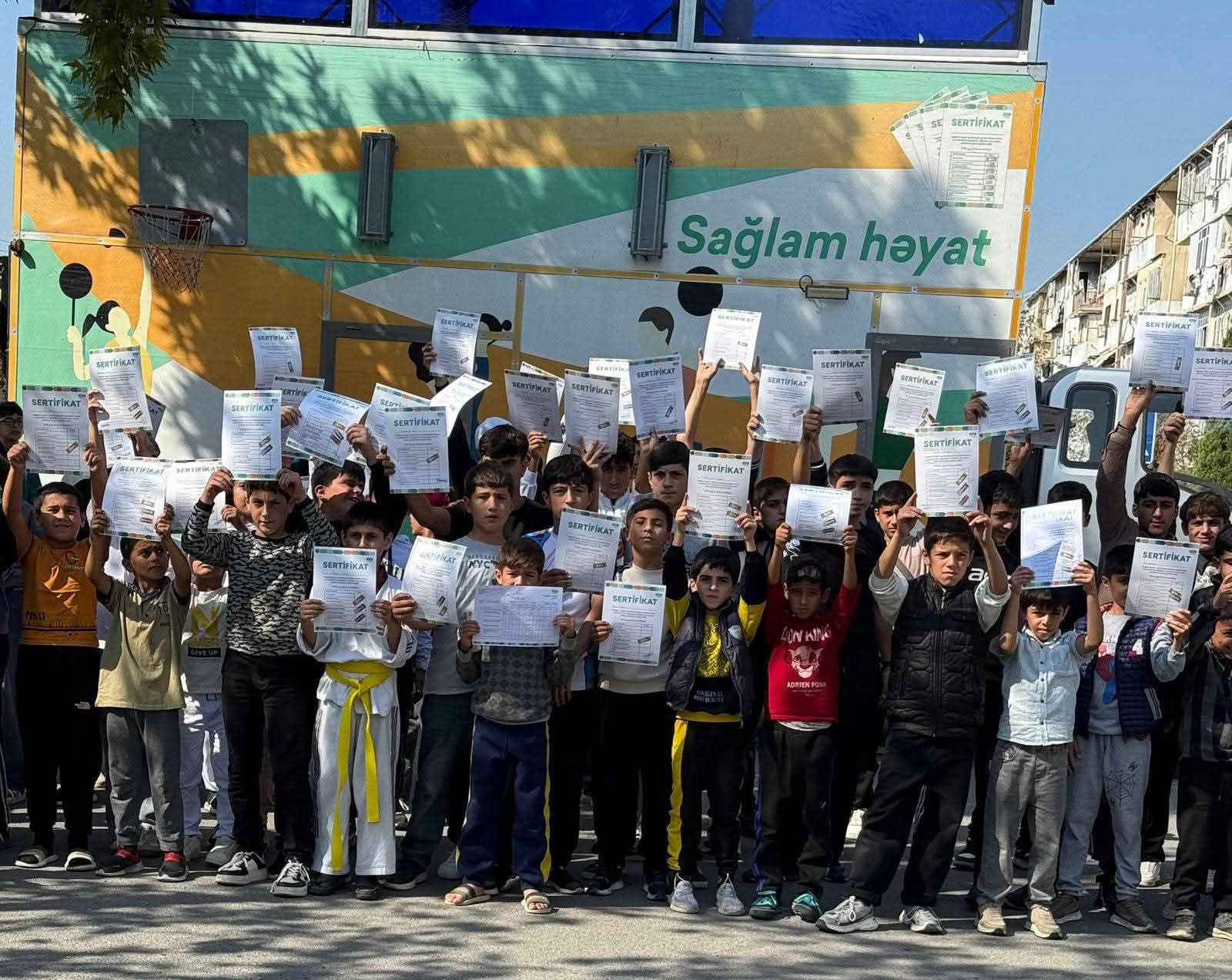 “Sağlam həyat” avtomobili Yevlax şəhərinə gəlib