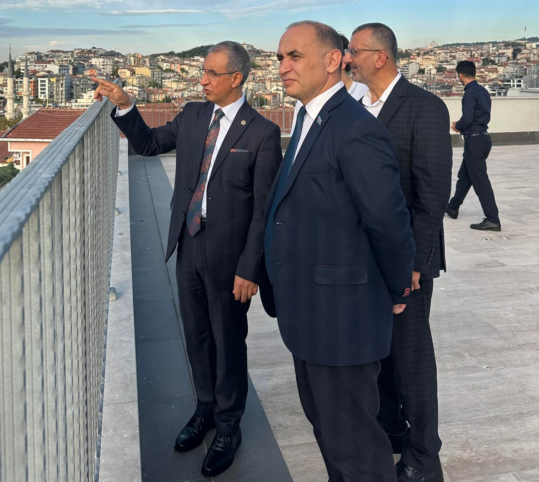 Ceyhun Məmmədov Türkiyədə Aziz Mahmud Hüdayi Vəqfini ziyarət edib - FOTO