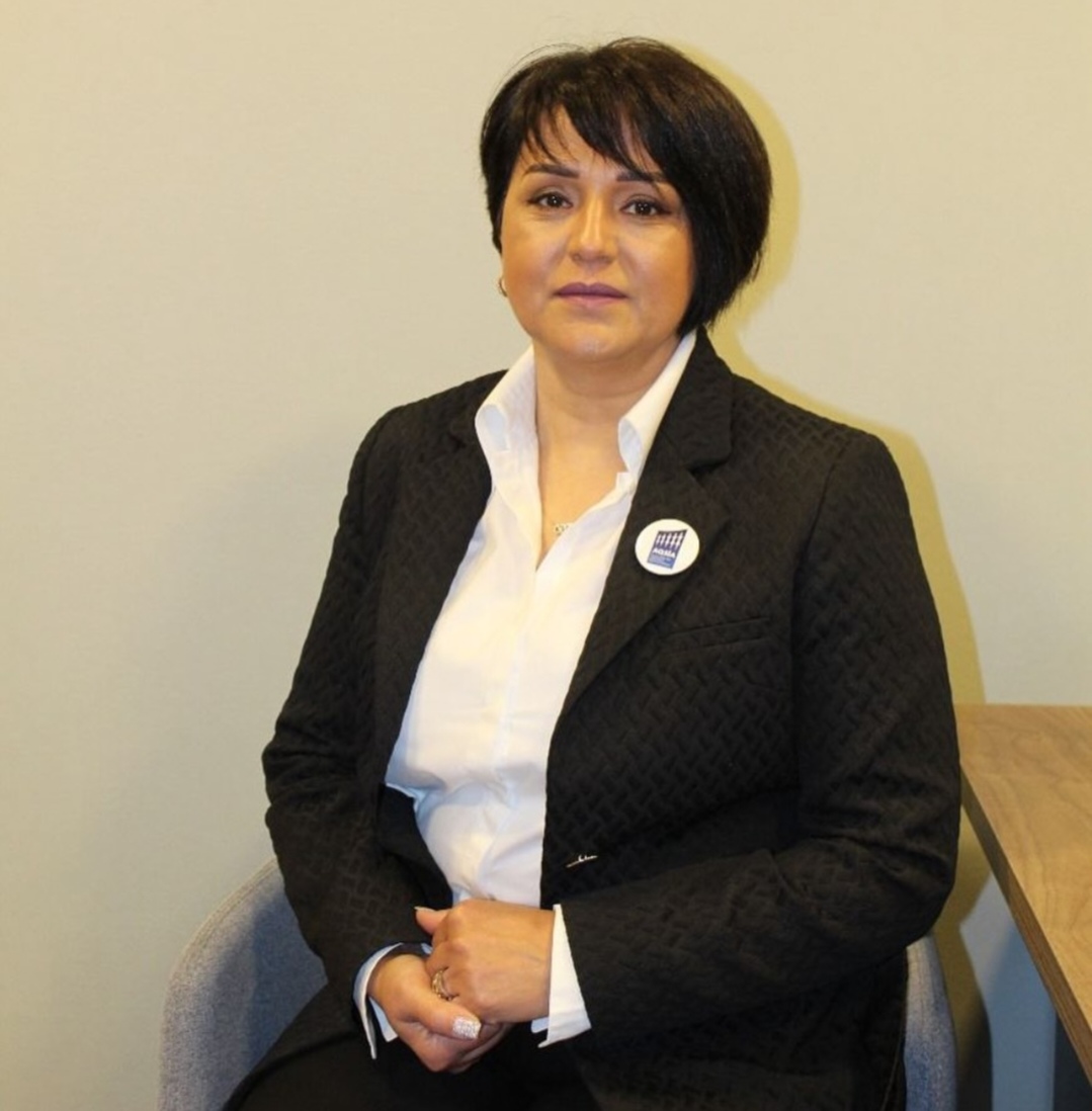 "Peşəkar inkişafı zəif olan müəllim təhsilə töhvə verə bilməz" - Sevinc Purkeştasib