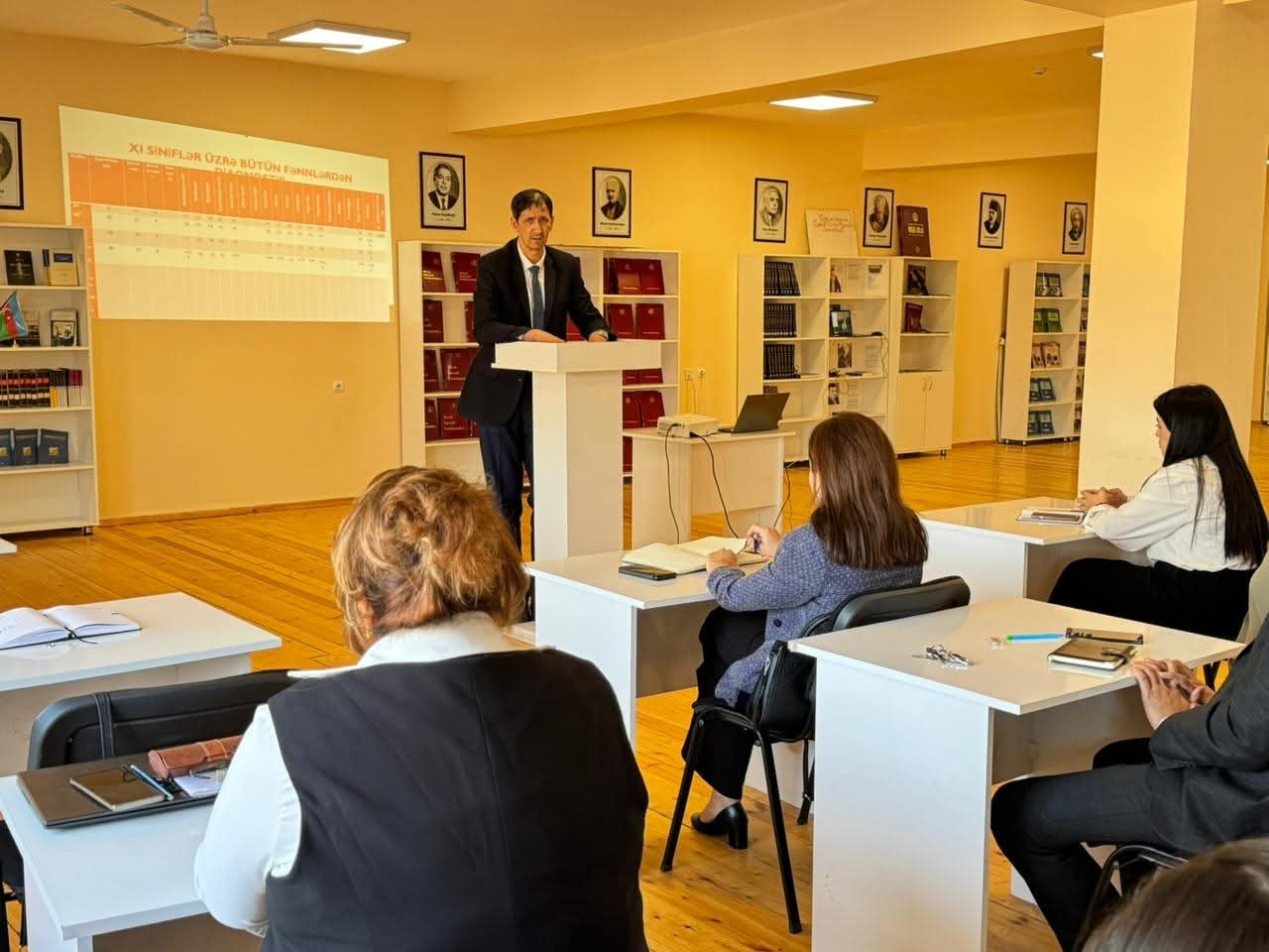 Bərdə şəhərində direktor müavinlərinin hesabatı dinlənilib