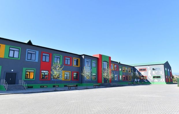 Təhsilə Bərabər Giriş: Kənd Məktəbləri Üçün Çətinliklər və Həll Yolları