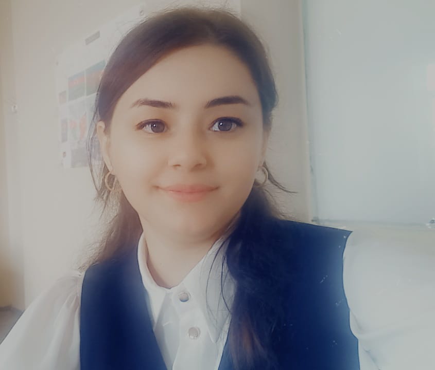 "Dünya ədəbiyyatının dəyərli nümunələri rus dilində yazılmışdır"