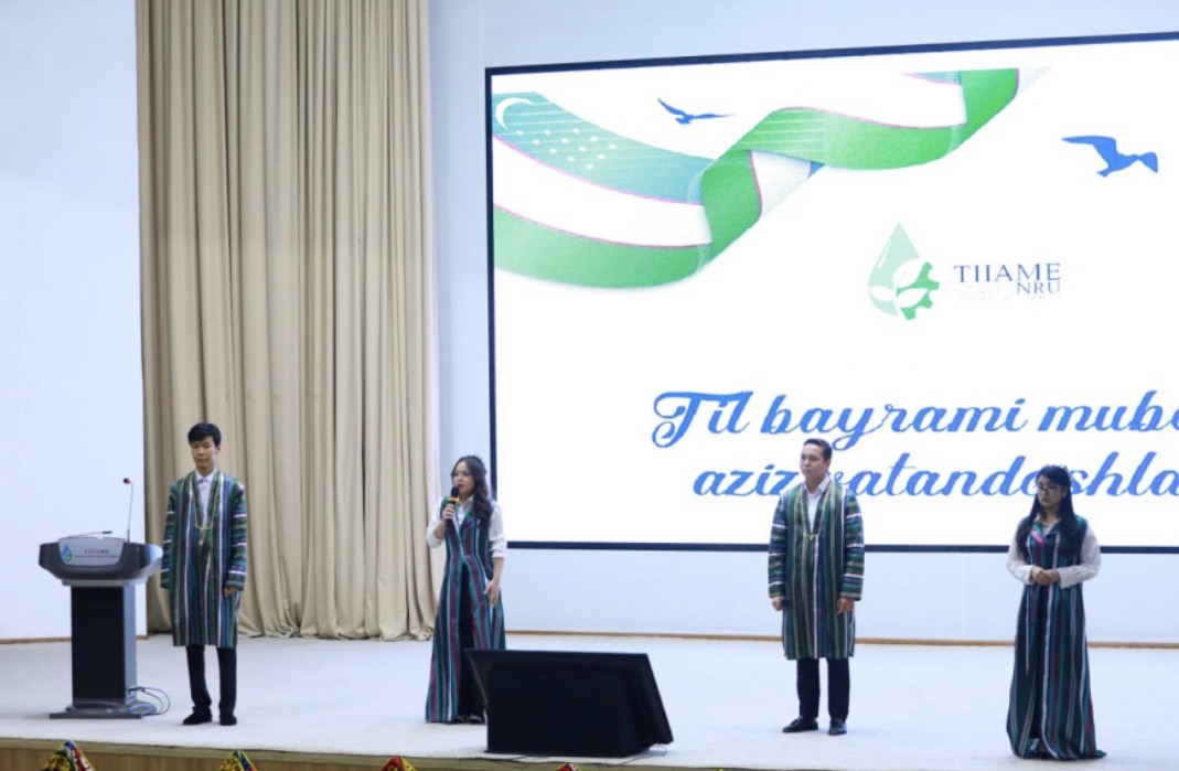 Özbəkistandakı Azərbaycan Mədəniyyət Mərkəzi özbək dili bayramında iştirak edib