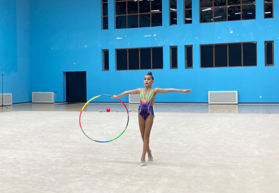 Qəbələdə bədii gimnastika üzrə turnir davam edir