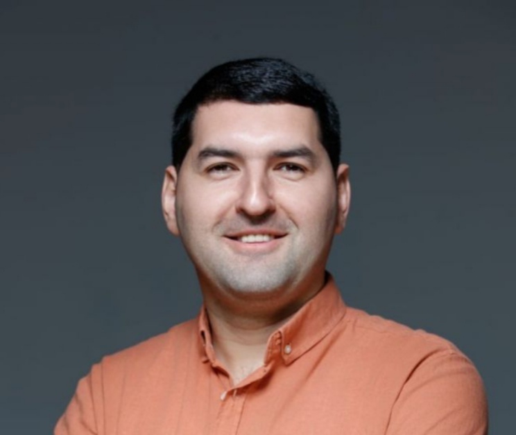 Şagirdlərin fərdi inkişafını dəstəkləmək üçün hansı metodlardan istifadə edilməlidir?