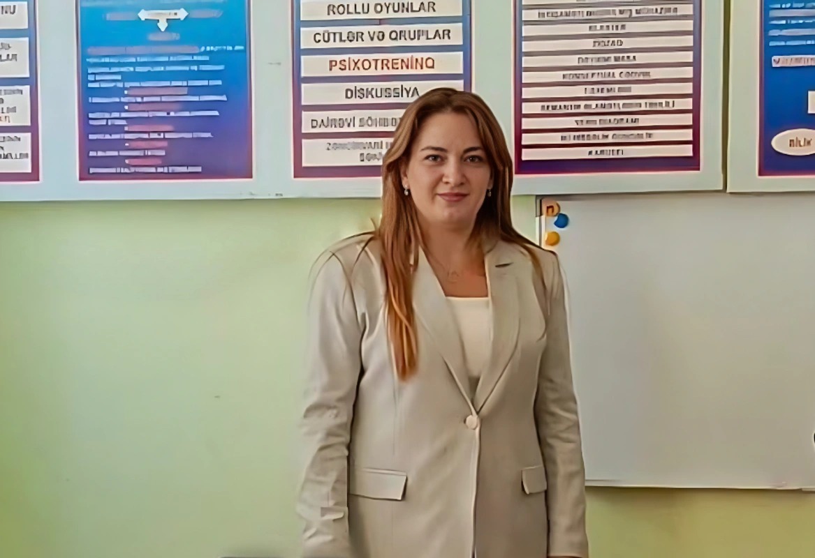 Müəllimlərin sertifikatlaşdırma imtahanında yüksək bal toplayan müəllimə vəzifə verilib