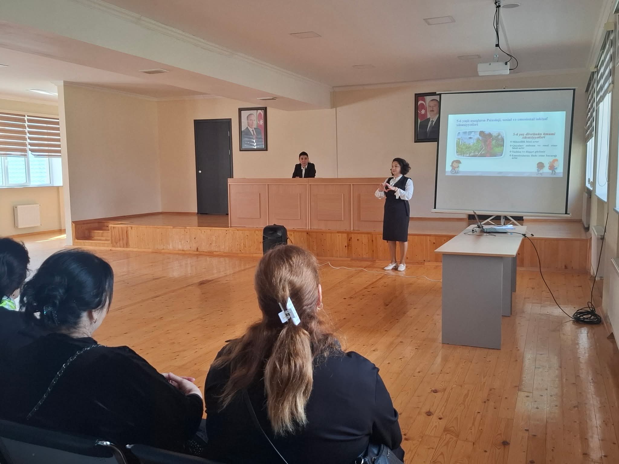 14 nömrəli məktəbdə valideynlər üçün maarifləndirici görüş keçirilib - FOTOLAR