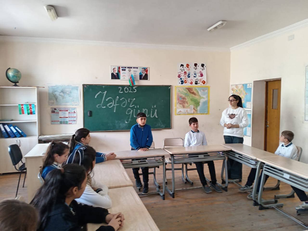 Qırıqlı kənd məktəbində “Qalib Azərbaycanın şanlı tarixi” mövzusunda dəyirmi masa keçirilib - FOTO