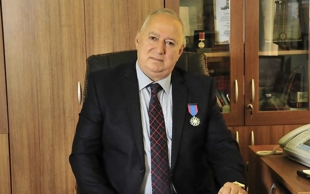 Füzuli Dram Teatrının direktoru xəstəxanadan evə buraxıldı