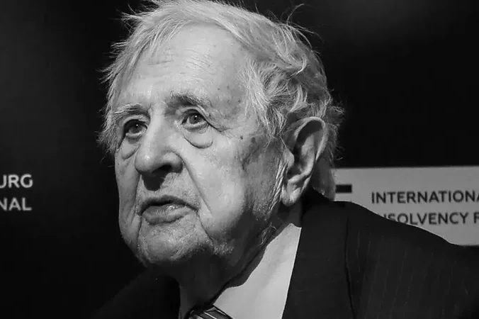 Putinin müəllimi Yuri Tolstoy öldü