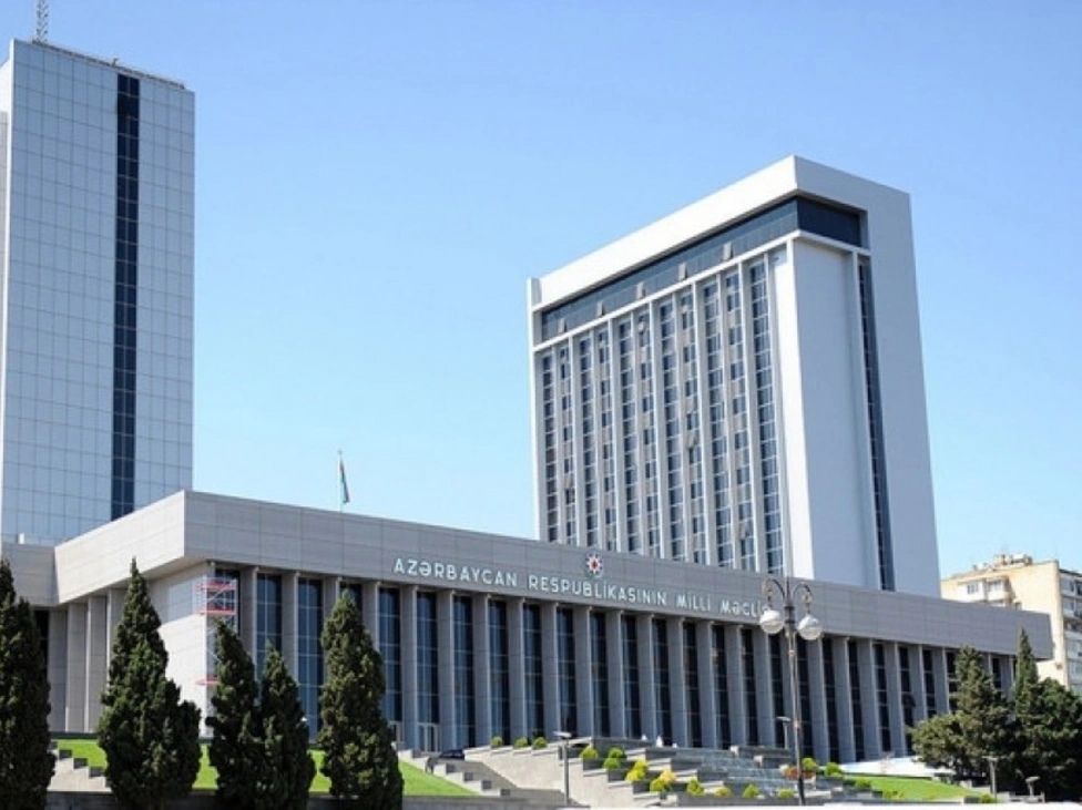 Zabit kursunu bitirən ali təhsilli müddətli hərbi qulluqçulara "leytenant" hərbi rütbəsi veriləcək