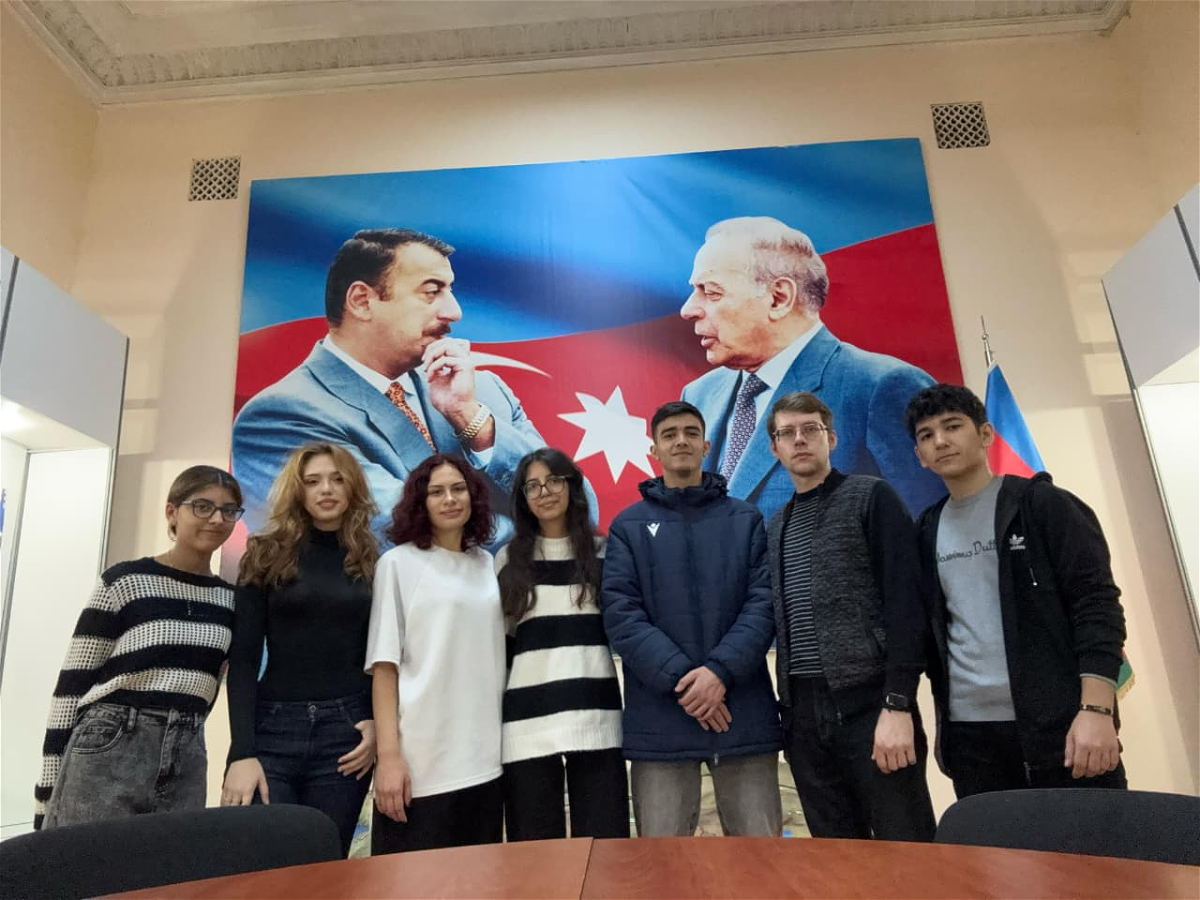 Tələbələr "İstiqlal" muzeyini ziyarət ediblər