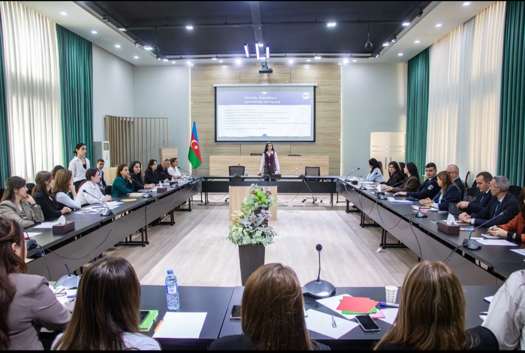 “İş mühitində stresin rolu və onunla mübarizə yolları” mövzusunda təlim təşkil olunub