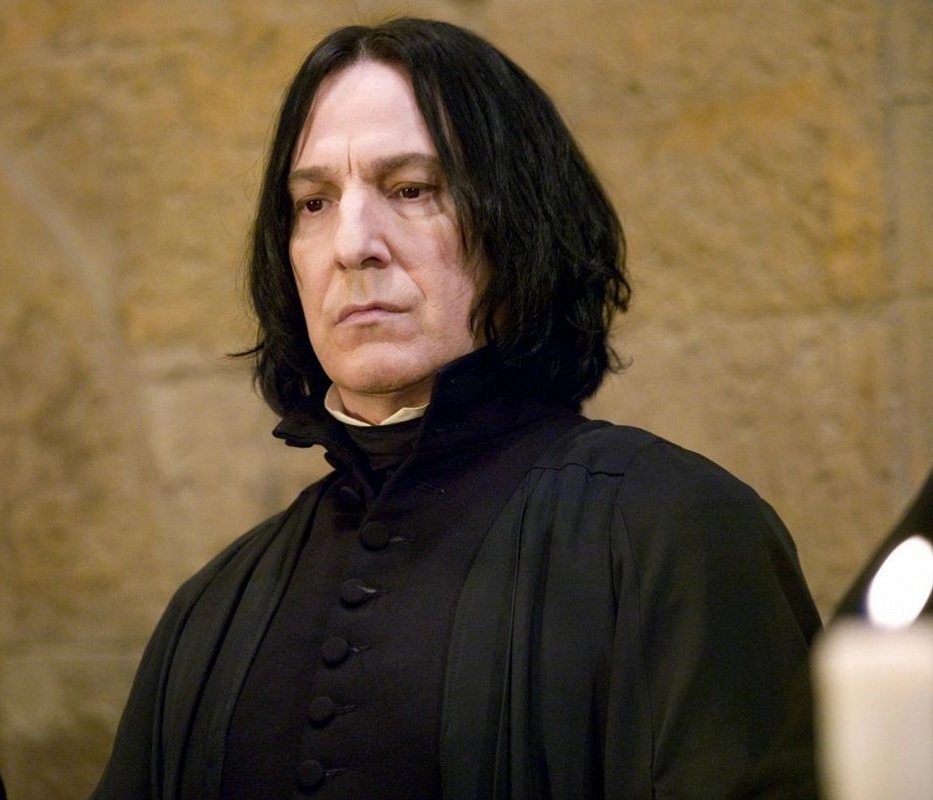 Harri Potter" ulduzunun şəxsi əşyaları hərracda