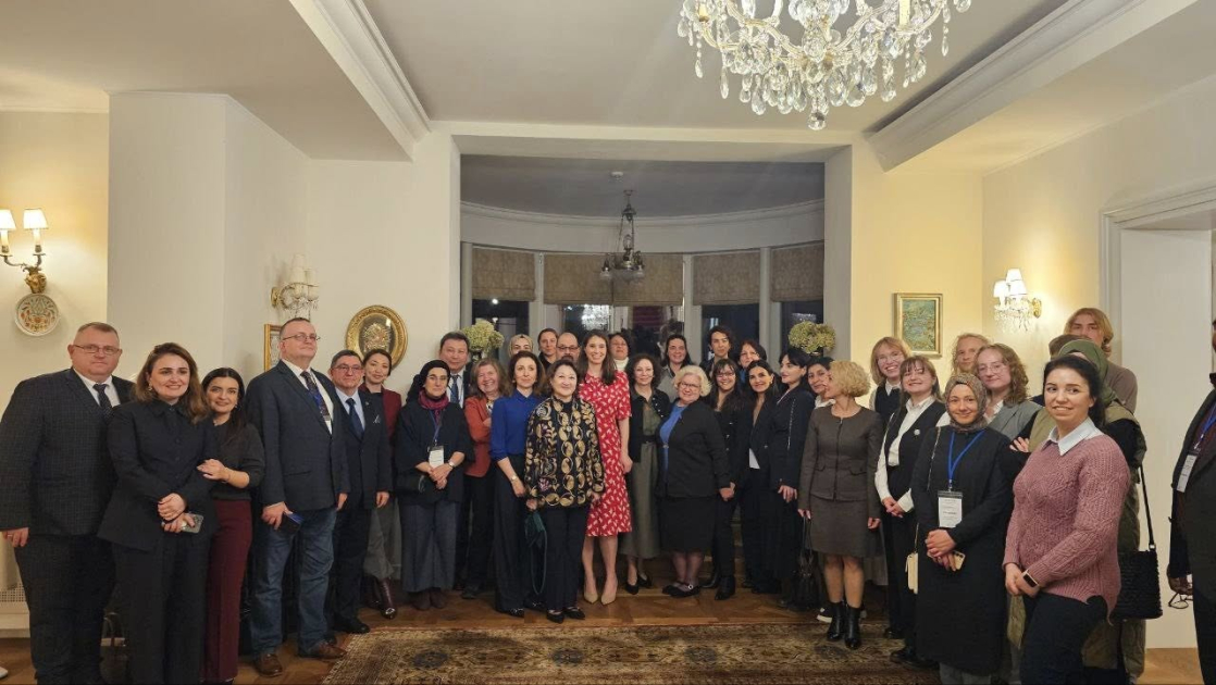 Varşava Universitetində Azərbaycanın qədim xəritələrindən ibarət unikal qalereya açılıb