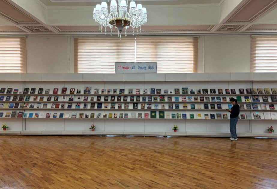 Milli Kitabxanada ənənəvi kitab sərgisi açılıb