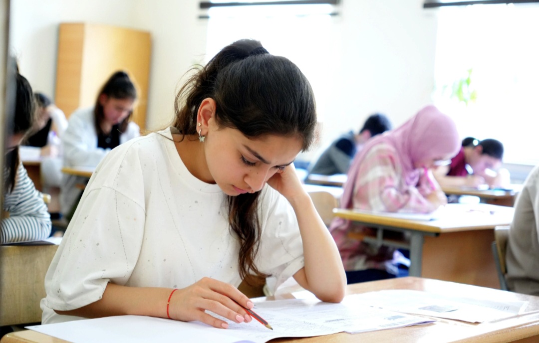 Abituriyentlərin NƏZƏRİNƏ: Bəzi ixtisaslarda keçid balı arta bilər