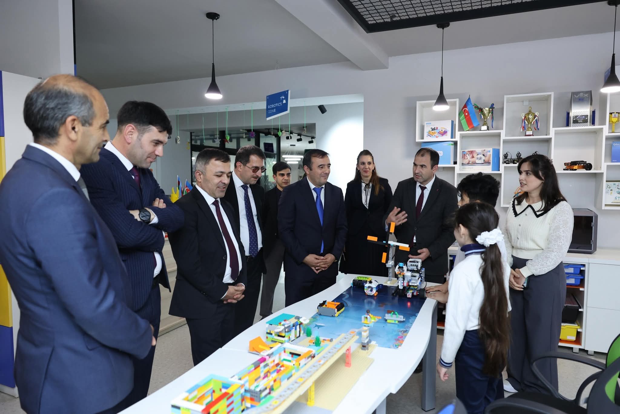 Beynəlxalq STEAM Azərbaycan Festivalı 2025-in final mərhələsinin iştirakçıları ilə görüş keçirilib