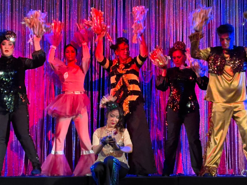 Özbəkistan Dövlət Gənc Tamaşaçılar Teatrı Bakıda çıxış edib