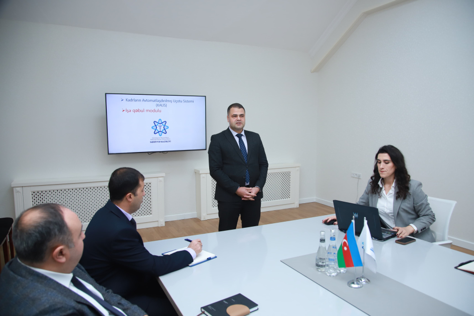 Naxçıvanda orta tibb işçilərinin işə qəbul prosesi elektron qaydada həyata keçirilir