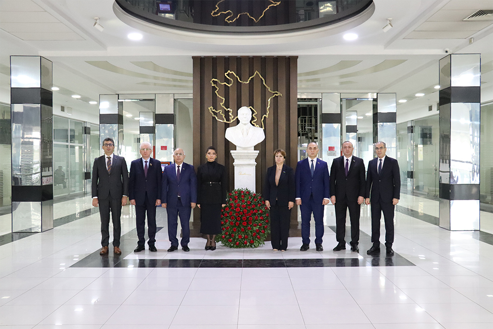 Azərbaycan Universiteti və Milli Məclisin Elm və təhsil komitəsi birgə tədbir keçirib