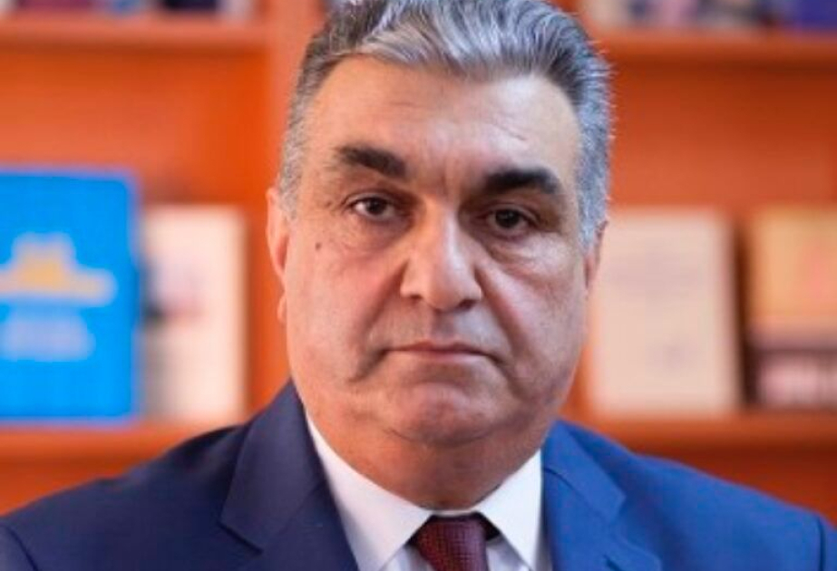 Azad Şükürov: "Azərbaycan dilinin saflığının qorunması milli kimliyimizin əsasını təşkil edir"