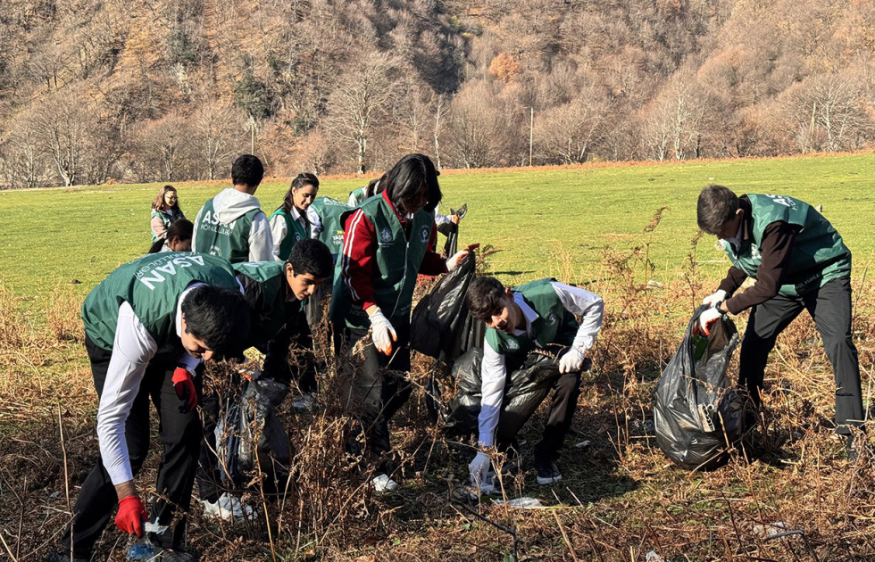 Qəbələdə “ASAN Könüllülər” tərəfindən təmizlik aksiyası keçirilib