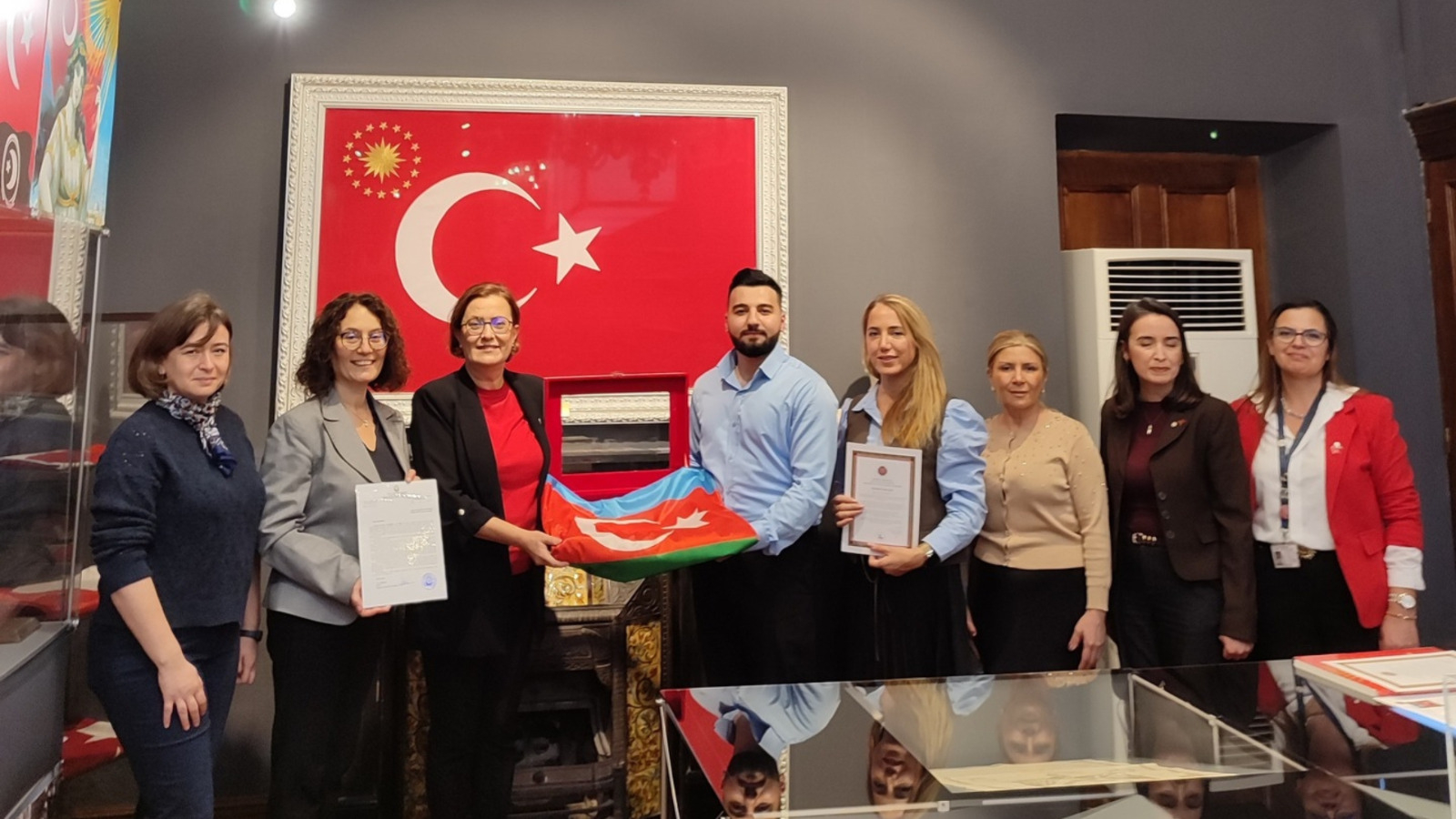 MDU-nun şəhid məzununun bayrağı Türkiyədə Bayraq muzeyinə verilib