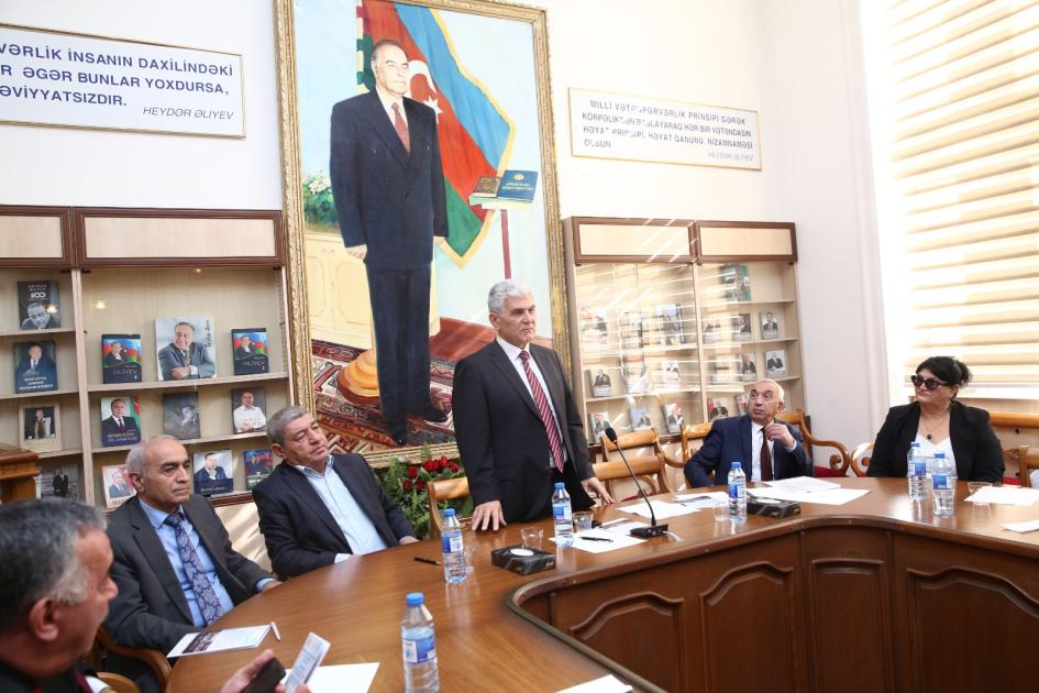 Birinci Türkoloji Qurultayın 100 illiyi: dil məsələləri - simpozium