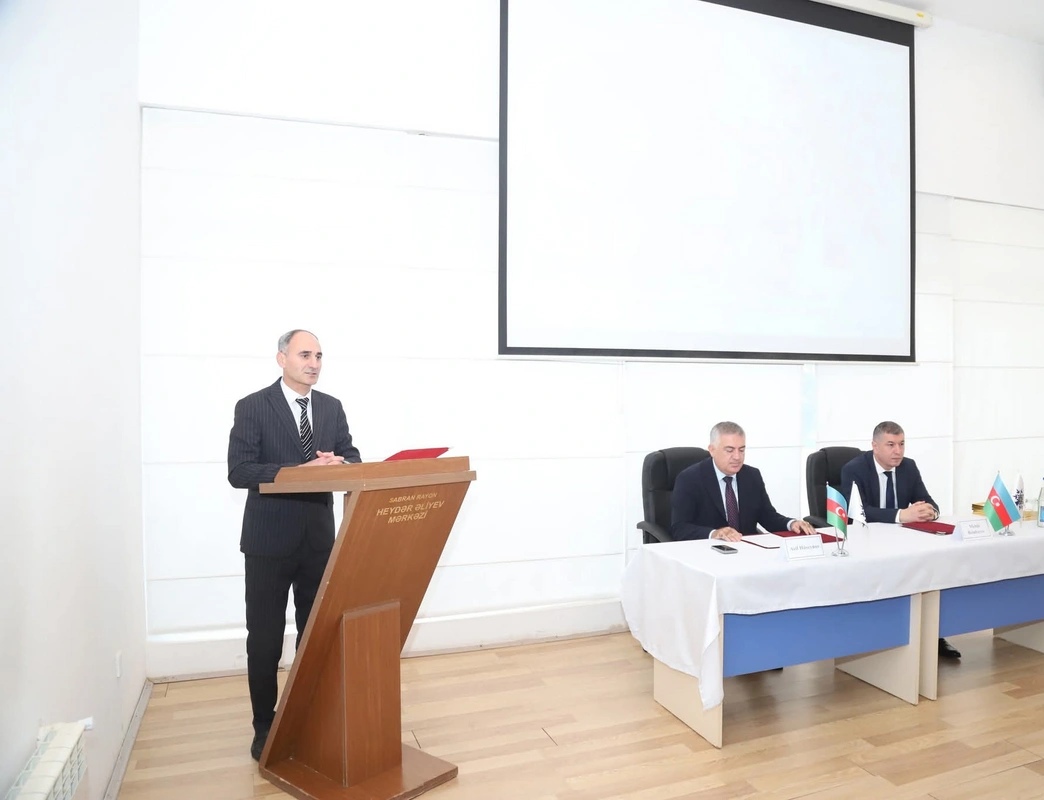 Şabranda "33 il - Tərəqqi və Zəfər" adlı konfrans keçirilib