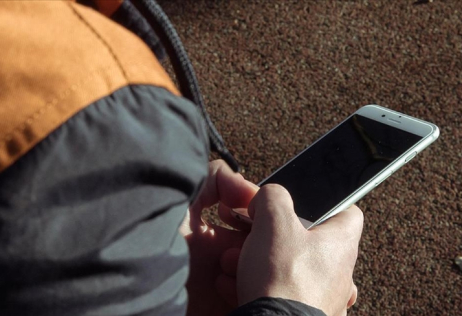 Malayziya 2026-cı ildən 16 yaşdan kiçik uşaqların sosial media hesablarını açmasını qadağan edəcək