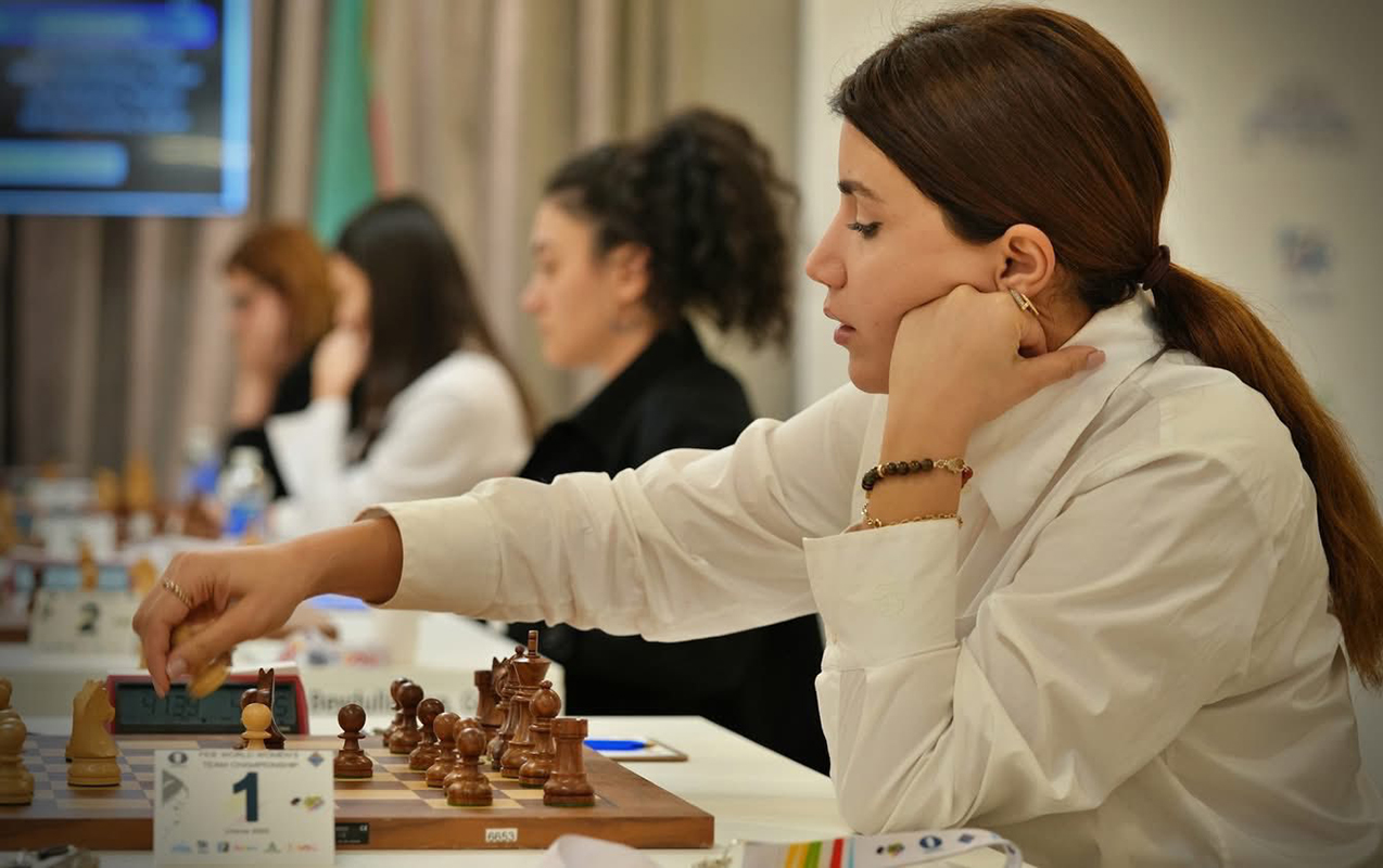 Qadın şahmatçılarımızdan tarixi nəticə!